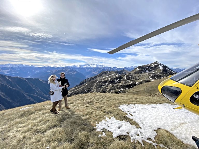 Pedidas de mano en helicóptero